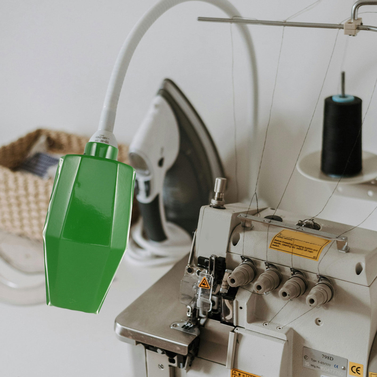 Sewing Factory - غطاء مصباح آلة العمل باللون الأخضر،