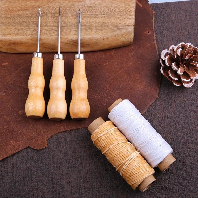 Leather Needle Heavy - إبرة مخروطية يدوية بمقبض خشبي ورأس