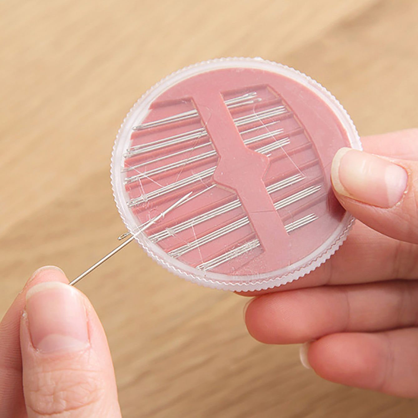مجموعة من 27 مجموعة خياطة بما  - مراجعة Needle Threader Tool وسعره