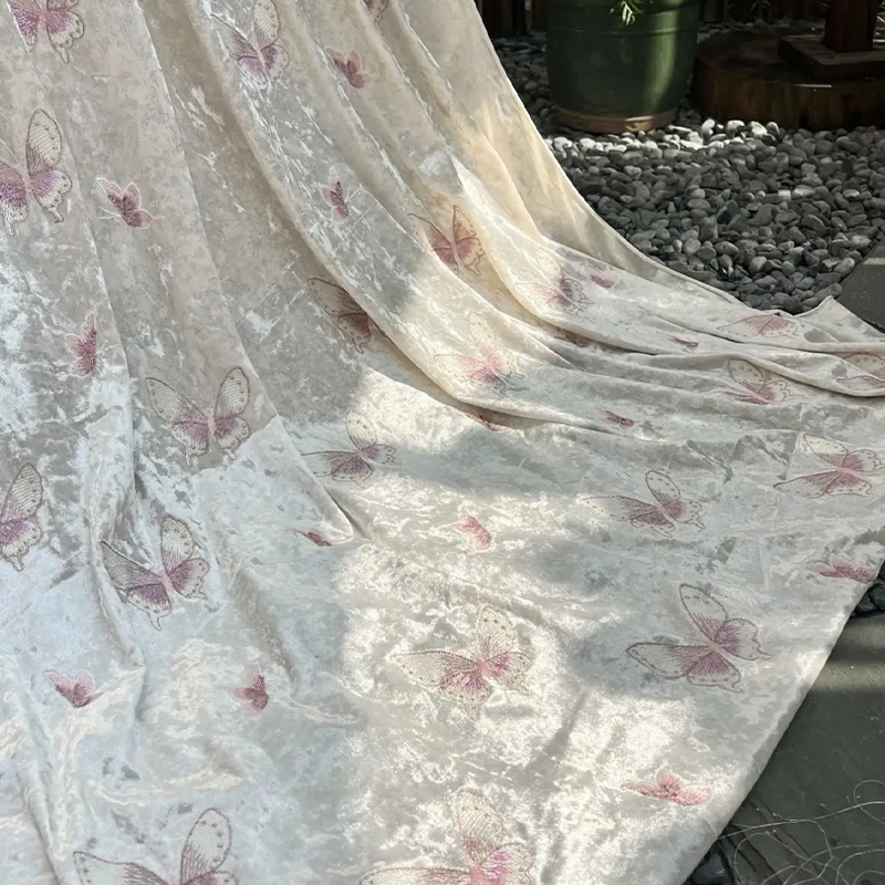 المخملية الملونة فراشة المطرزة - مراجعة Sewing Velvet Fabric وسعره